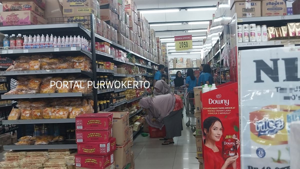 Indomaret Tanjung: Solusi Belanja Harian di Jantung Cilacap